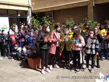 Trani, i bimbi del circolo D'Annunzio pregano per la pace - Radio Bombo