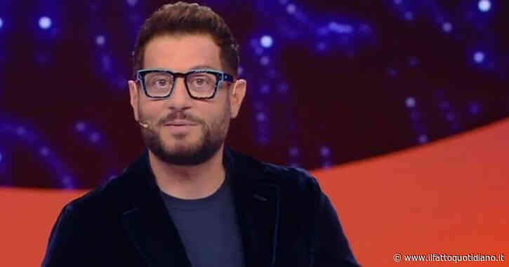 Big show, il sospetto dei social sul programma di Enrico Papi: “Come mai si è tolta la mascherina?”