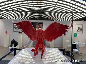 Climat, armoiries de la ville de Nice, animal libre... mais que veut dire cet aigle rouge présenté au Nice Art Expo ?