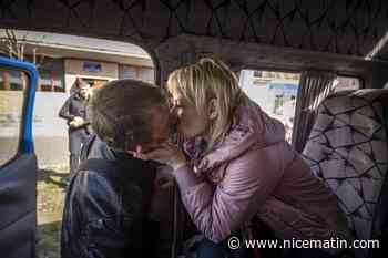 Le jour d'après à la gare de Kramatorsk en Ukraine: 7 photos pour vous montrer la reprise des évacuations après l'horreur