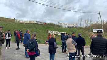 A Casal Selce va in scena la protesta contro il biodigestore