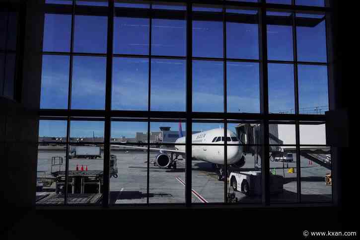 Lawmakers propose 'no-fly' list to protect airline crews