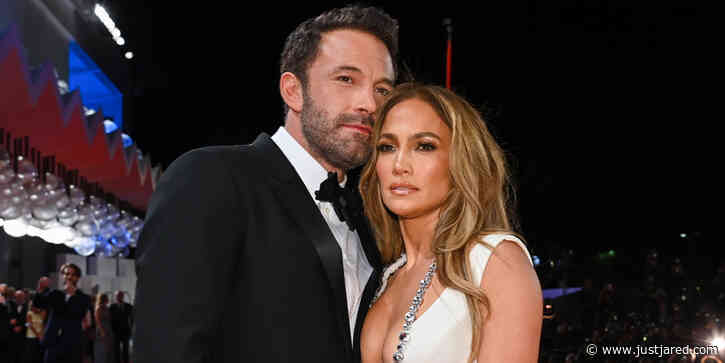 Jennifer Lopez & Ben Affleck Are Engaged After A Year of Dating