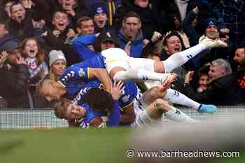 Everton boost their survival hopes with victory over Manchester United - Barrhead News