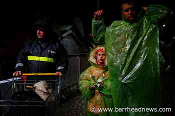 Waive visa requirements for Ukrainian refugees, British Red Cross chief says - Barrhead News