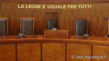 Bari, investì e uccise il figlio di 18 mesi con l'auto: il gip archivia il caso di un 31enne. "Fatalità più t… - La Repubblica