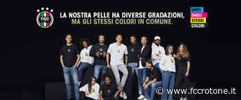 La B in campo contro il razzismo - FC Crotone - F.C. Crotone