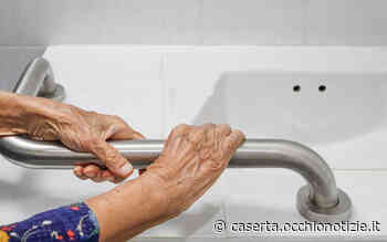San Nicola la Strada, anziana schiacciata dal mobile del bagno: soccorsi sul posto - L'Occhio di Caserta