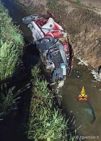 Fuori strada finisce in un fosso vicino a Ronsecco - tgvercelli.it