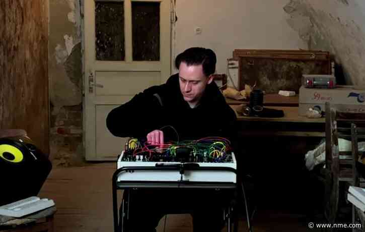 Ukrainian electronic artist Heinali plays livestream show from bomb shelter