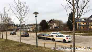 Wohnen, wo andere parken? Bad Aiblings Stadtrat diskutiert über Wohnungsbau auf dem Bahnhofsparkplatz