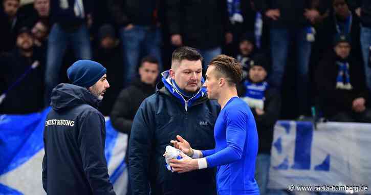 Berlin sieht Rot: Hertha-Trikots im Dreck und Magath-Grübeln