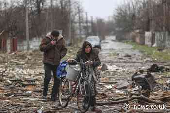 Civilians in Ukraine left without food, water or heating, Red Cross warns - iNews