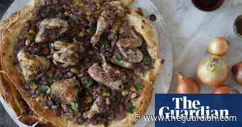 Recipes for Ramadan: fragrant Palestinian chicken and flatbread (msakhan) - The Guardian