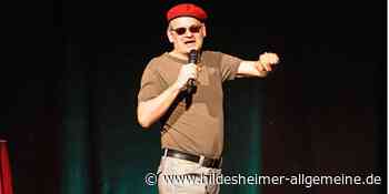 Ausbilder Schmidt in Hildesheim: Ganz schön derbe Witze in der Kulturfabrik - www.hildesheimer-allgemeine.de