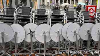 Gastgewerbe - Gastro-Branche meldet hohe Umsatzrückgänge im Dezember - Wirtschaft - Süddeutsche Zeitung - SZ.de