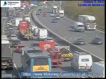 Road closed: Huge delays for West Midlands motorists on M5 Northbound | Dudley News - Dudley News