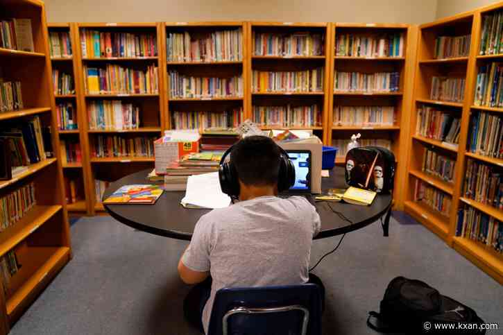 As more students have hands on devices after COVID, TEA says it's time to review long-range technology plan