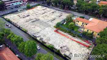 Ex Mediterraneo, la svolta spacca il consiglio comunale - Il Tirreno