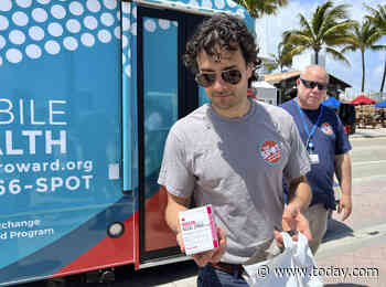Florida groups spread message of harm reduction to spring breakers