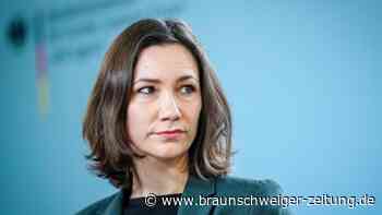 Ministerin Spiegel entschuldigt sich für Urlaub nach Flut