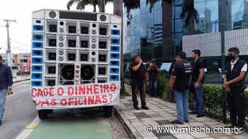 Dono de oficina de Juazeiro volta a acusar Samu de calote e se manifesta na Assembleia Legislativa - Site Miséria
