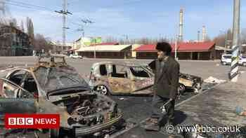 Ukraine war: Disbelief and horror after Kramatorsk train station attack