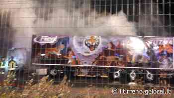 Prato, Tir incendiati nella guerra tra concorrenti. L'accusa chiede condanne per 48 anni - Il Tirreno