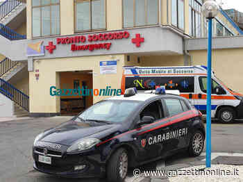 Giarre, far west in ospedale, caposala minacciato con una pistola e poi aggredito - Gazzettinonline