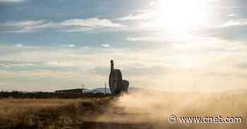 NASA to Test SpinLaunch, a Huge Accelerator Built to Slingshot Payloads to Space     - CNET