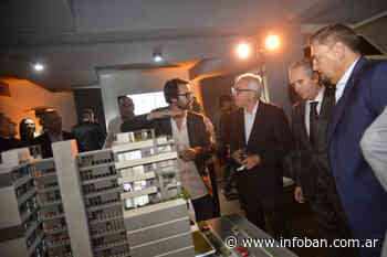 Julio Zamora acompañó la inauguración de un nuevo edificio residencial en General Pacheco - InfoBan