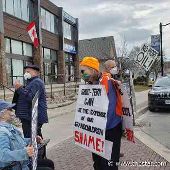 Markham branch among targets of day of action against RBC's role in climate crisis, assault on Indigenous rights - Toronto Star
