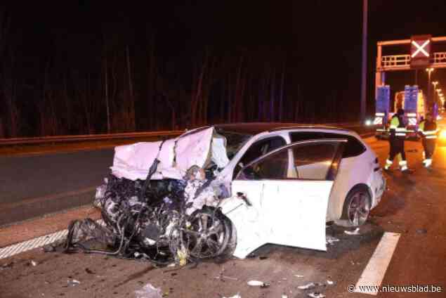 Zware ochtendspits door ernstige ongevallen in Herentals-West en in Wemmel: voetganger overleden na aanrijding door vrachtwagen