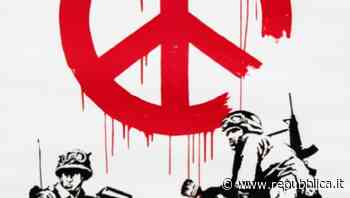 Opera pacifista di Banksy all'asta per l'Ucraina, piovono le offerte. Si intitola CND Soldiers - la Repubblica