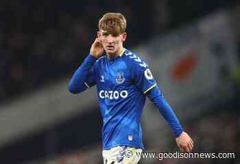 Chris Sutton calls out Anthony Gordon for so-called dive in Everton win v Manchester United - Goodison News