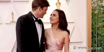 Mila Kunis and Ashton Kutcher Show PDA at Oscars in 2022 - ELLE