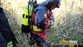 Cadavere nel fiume: indaga la polizia