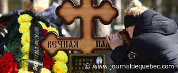 Mort pour la Russie: une petite bourgade enterre son fils tué en Ukraine