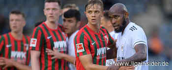 FC Augsburg: Robert Gumny wurde angeschlagen ausgewechselt - LigaInsider