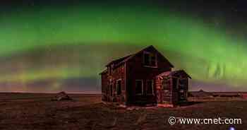 'Canyon of Fire' on Sun Sparks Unexpected Aurora Light Show on Earth     - CNET