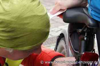 Fahrrad-Codierung in der Heppenheimer Fußgängerzone - Heppenheim - Nachrichten und Informationen - Bergsträßer Anzeiger