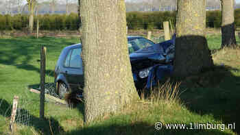 Auto tegen boom: een gewonde - 1Limburg | Nieuws en sport uit Limburg
