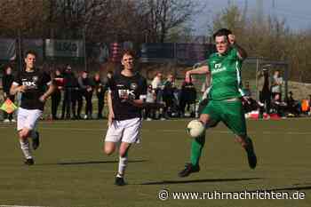RN+ Traumtor, vergebener Elfmeter, Alu-Glück: Teutonia Waltrop setzt sich gegen SuS Olfen durch - Ruhr Nachrichten