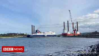 P&O Ferries: Larne-Cairnryan passenger service facing delay