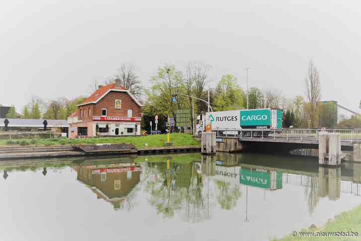 BUURTREPORTAGE. Bewoners rond Hofstadebrug zijn binnenkort een maand van elkaar gescheiden tijdens werken
