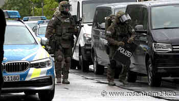 Traunreut: SEK- und Polizei-Einsatz am Samstag (9.4.2022) – Beziehungsstreit sorgt für Großeinsatz - rosenheim24.de