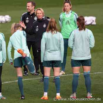 «Weiße Weste behalten»: DFB-Frauen können WM-Ticket holen - radioeuskirchen.de