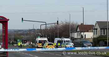 Bradford Road crash as serious accident shuts Dawson's Corner and traffic at standstill - recap - Leeds Live