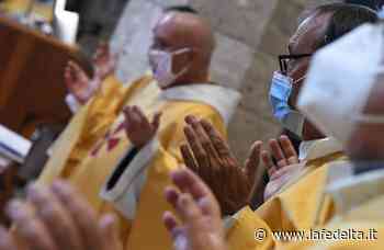 Messa crismale in Cattedrale a Fossano il Giovedì santo - La Fedeltà
