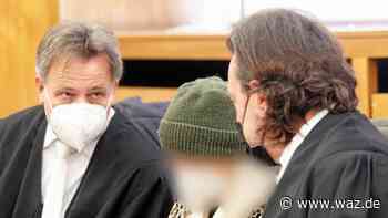 Essen: Seniorin fährt in Menschenmenge – Angeklagte schweigt - WAZ News